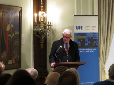 Професор Павло-Роберт Маґочій, член правління UJE, завідувач кафедрою Українознавчих студій Торонтського університету читає лекцію в Українському інституті Америки в Нью-Йорку, 28 березня 2019-го року.