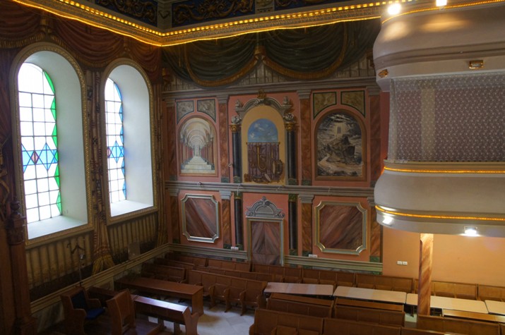4 interjer lvovskoj synagogy