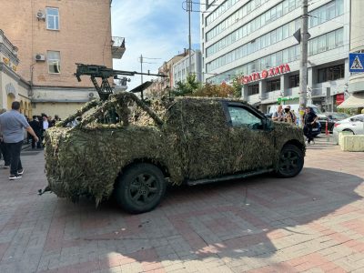 У Київській синагозі Бродського.