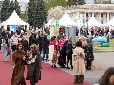 Numerous visitors at the Book Country festival. 23–26 April 2026, Expocenter of Ukraine, Kyiv.