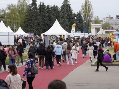 Numerous visitors at the Book Country festival. 23–26 April 2026, Expocenter of Ukraine, Kyiv.