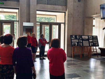 During the exhibition's opening ceremony. A video address by Vladyslav Hrynevych, Jr., UJE's Regional Manager in Ukraine, to the museum administration and exhibition visitors. Cherkasy, 11 June 2025.
