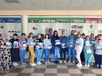 Під час відкриття виставки «Подорож з «Українсько-Єврейською Зустріччю»: Від давнини до 1939 року» у Чигирині. Центр культури, дозвілля та спорту Чигиринської міської ради, 26 серпня 2025 р.
