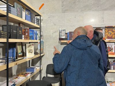 Багаточисельні відвідувачі фестивалю «ФУНДАМЕНТ. Історії про культуру». 23–26 жовтня 2025 року, Український Дім, Київ.