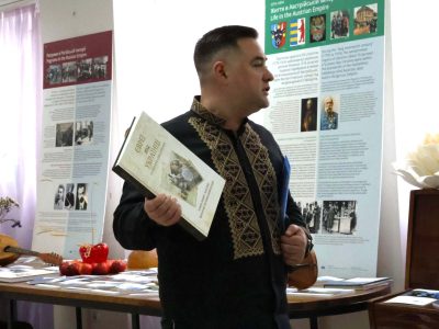 Vladyslav Hrynevych, Jr., UJE's regional manager in Ukraine, discusses the organization's activities and key projects. Kaniv Culture and Arts Center, 29 September 2025.