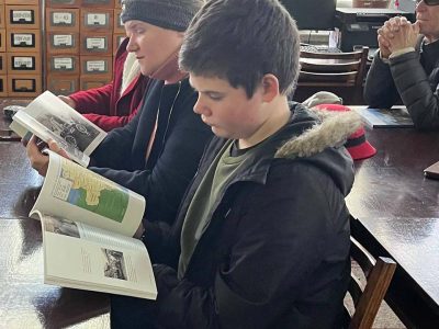 Під час відкриття виставки «Подорож з «Українсько-Єврейською Зустріччю»: від давнини до 1939 року» у залі бібліотеки Шевченківського національного заповідника. Місто Канів, 31 жовтня 2025 р.