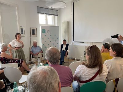 Dr. Kateryna Rietz-Rakul, Head of the Ukrainian Institute in Germany gives introductory remarks.