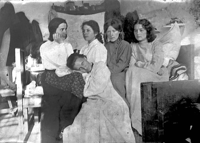 Jewish women in the nineteenth century: Discriminated against as women or as Jews? - UJE - Ukrainian Jewish Encounter