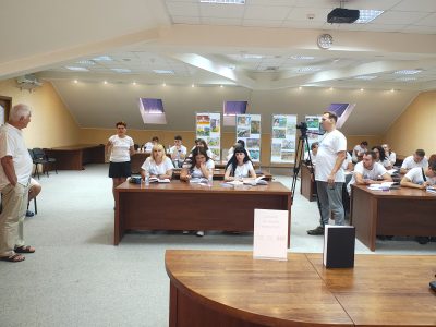 Participants of the Verba Magistri International Methodology Lab Summer School asking questions about "Babyn Yar: History and Memory" and sharing their thoughts on the tragedy of Babyn Yar. Uzhhorod, 1 August 2024.